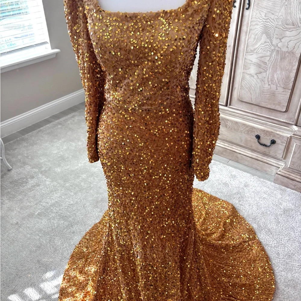 NEW Gold Dress, Sequin Dress, Gold Sequins Dress, Gold Velvet, NWOT, Size S/4 - Picture 2 of 9